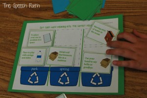 Working with a small set during introduction of vocabulary
